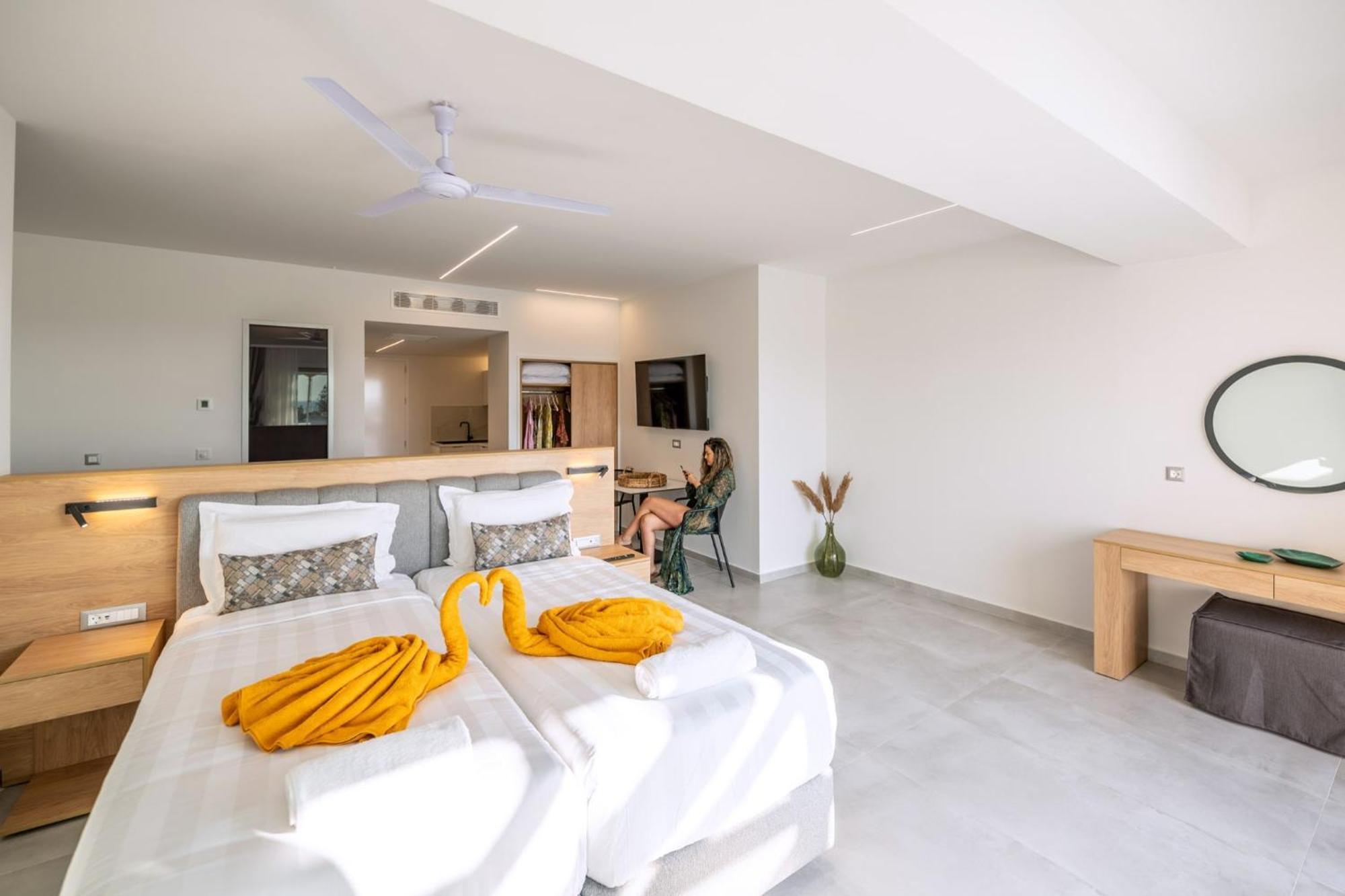 Thimios Suites Adults Only Acharavi  Zewnętrze zdjęcie